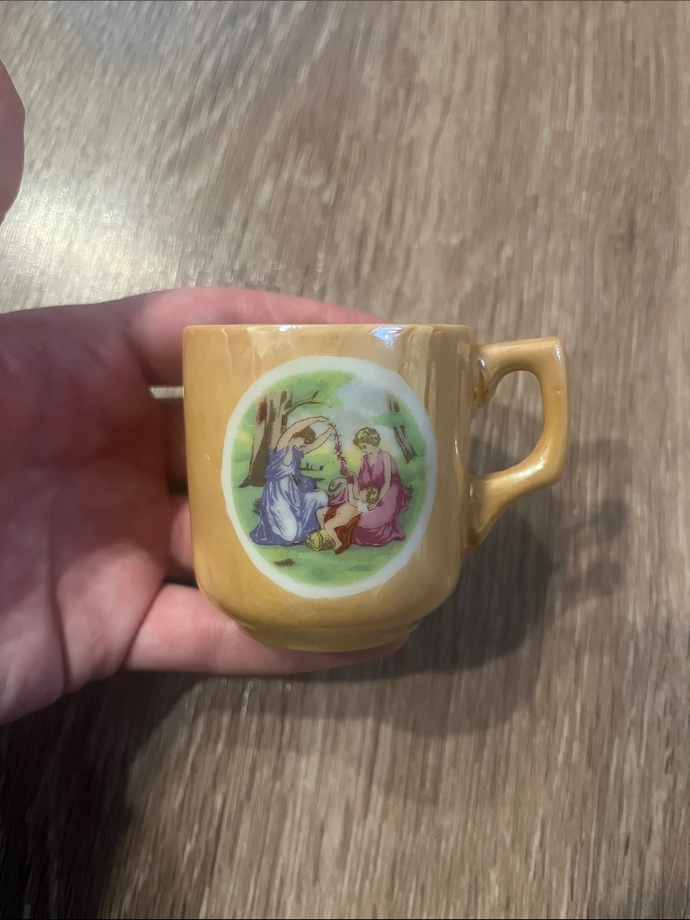 Vintage 1940s Occupied Japan Lusterware demitasse Ceramic Tea Cup